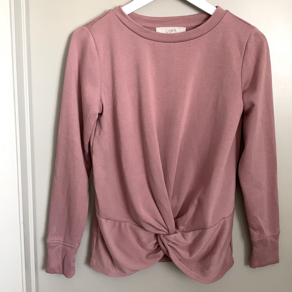 Loft sweatshirt with cute front twist. Dusty rose color Size XS